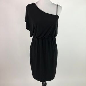 🛍️3/$20 Valerie Bertinelli One Shoulder Dress